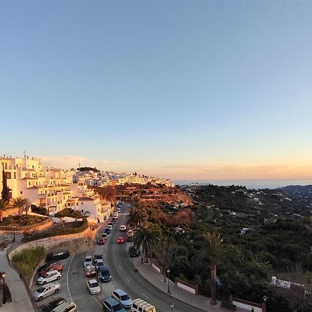 Lovely 2 Bedroom Apartment With Sea View, Frigiliana Luaran gambar