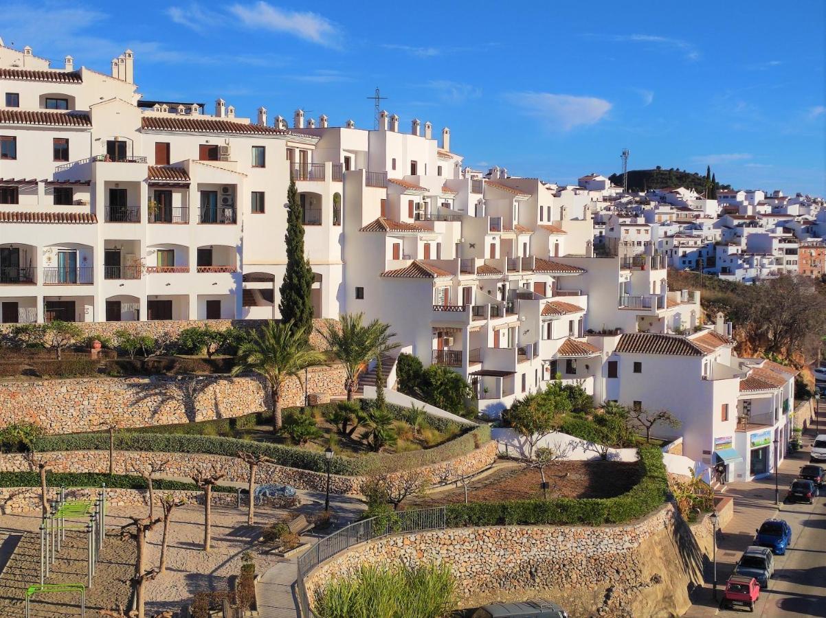 Lovely 2 Bedroom Apartment With Sea View, Frigiliana Luaran gambar